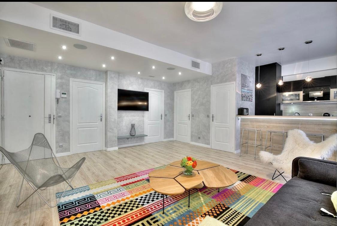Alc - Past24 - 12 Min Palais And 2 Min Beaches Apartment *